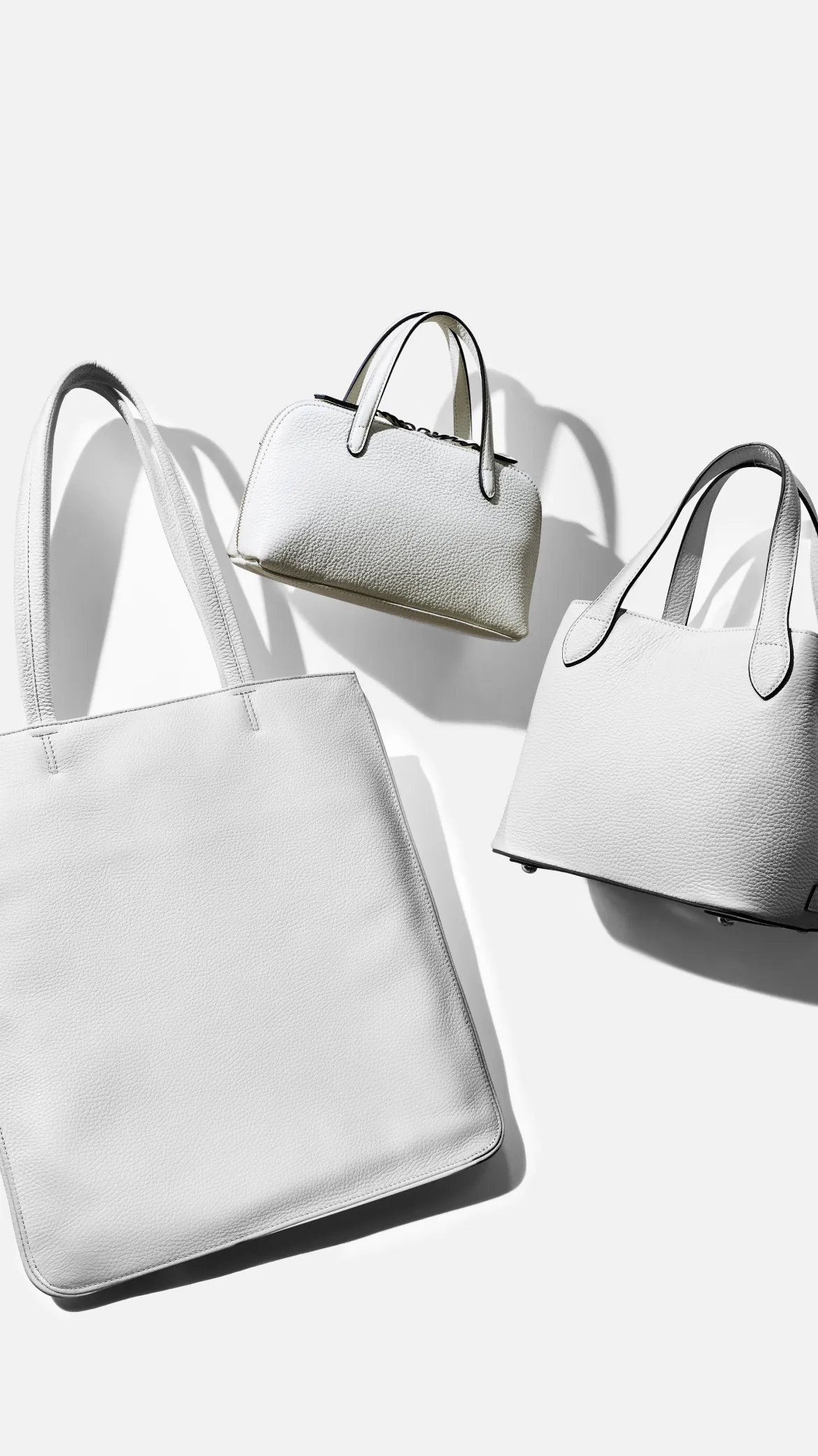 美品✨WAKO ワコウ　ハンドバッグ　ホワイト×ゴールド　自立 WEB EXCLUSIVE BAG COLLECTION／WEB限定バッグコレクション | WAKO公式