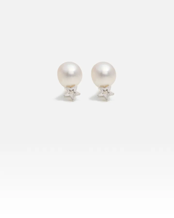 プティ コリエ ピアス 「トゥインクル プティ」 ホワイト