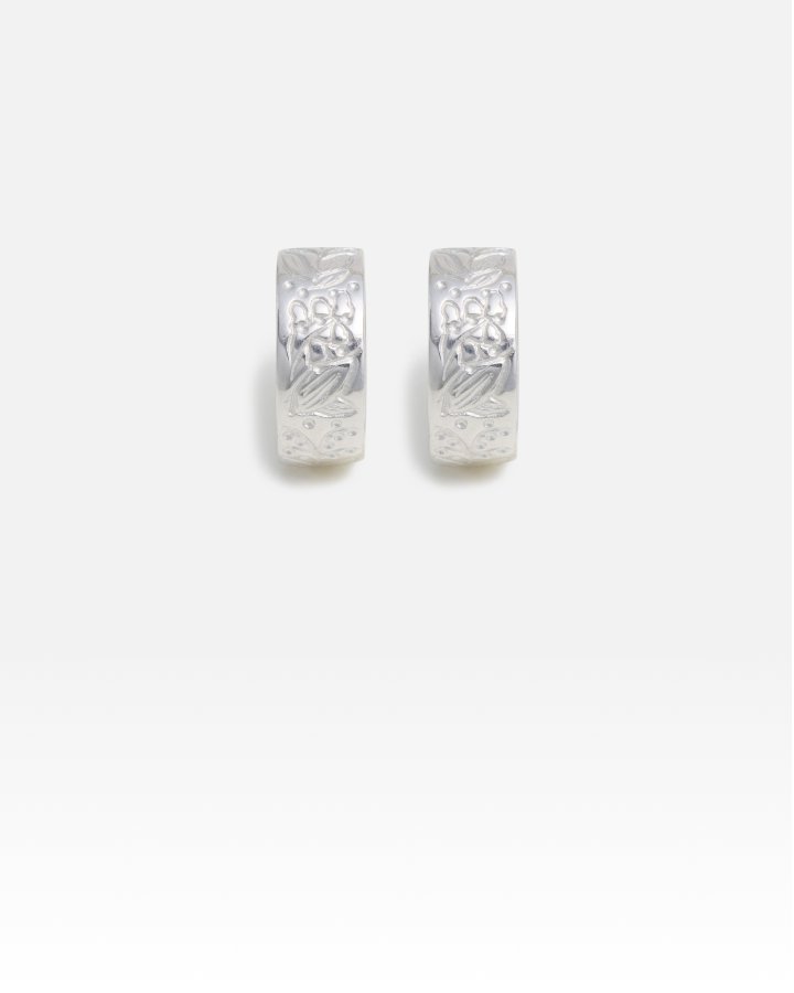 リロ ピアス〈スズランプレート・S〉 シルバー