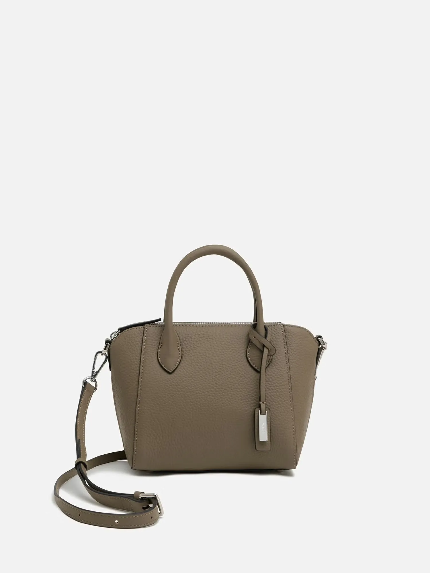 オーク：正面からの外観デザイン。