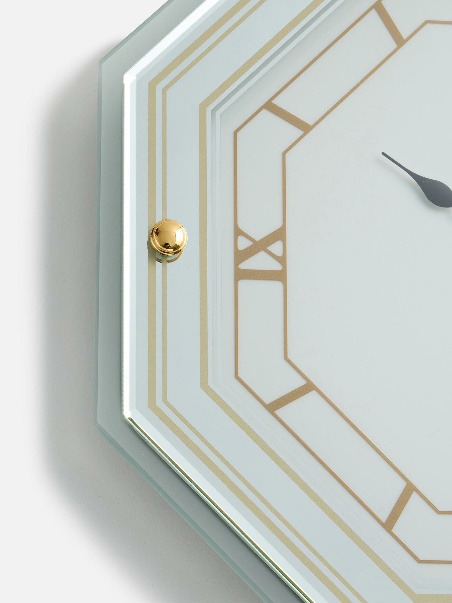 WAKO ソーラー電波修正機能付き掛時計〈HS913G〉 |WAKO | WAKO公式