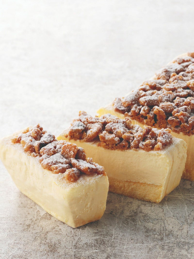 【冷凍品】ケーキ「トロワ フロマージュ」*