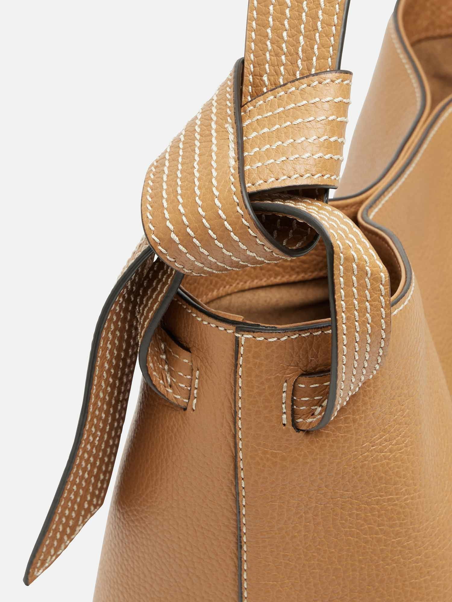 WAKO×MAURO GOVERNA バッグ WAKO CALLIE MISO ラージ キャメル