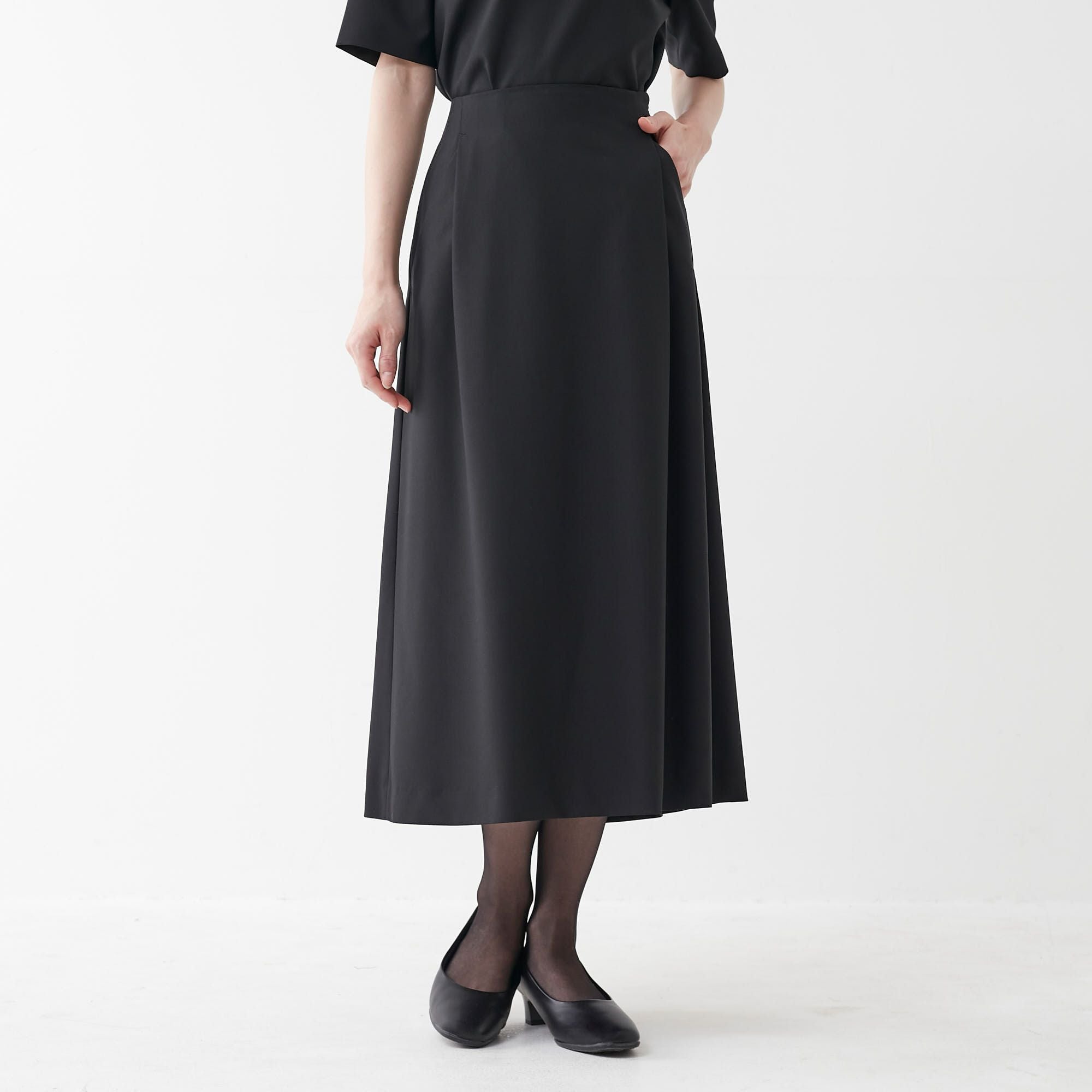 美品 support surface WAKO 銀座和光別注 フレアスカート NEW CLOSET スカート |ボトムス | WAKO公式オンラインブティック