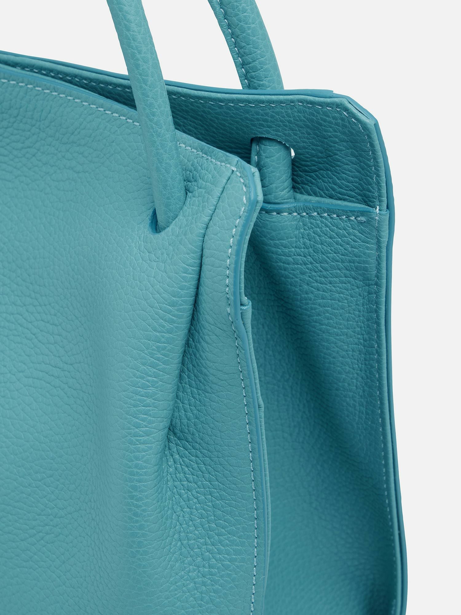 MAURO GOVERNA(マウロゴヴェルナ) ショルダーバッグ美品  - ライトブルー レザー MAURO GOVERNA ショルダーバッグ スカイブルー |ショルダーバッグ