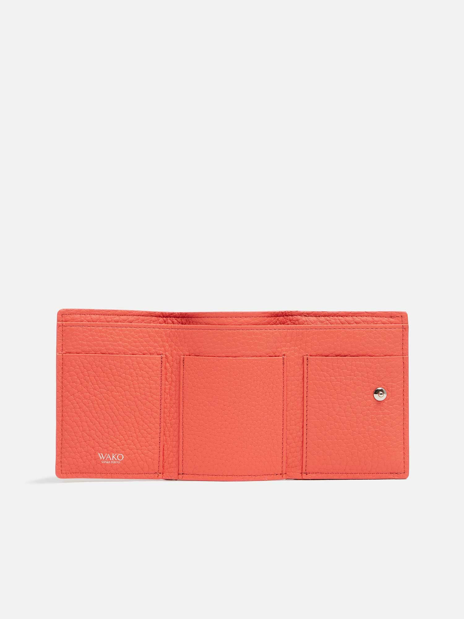 WAKO 和光 MANACO ミニウォレット レッド MANACO ミニウォレット レッド |折り財布 | WAKO公式オンライン