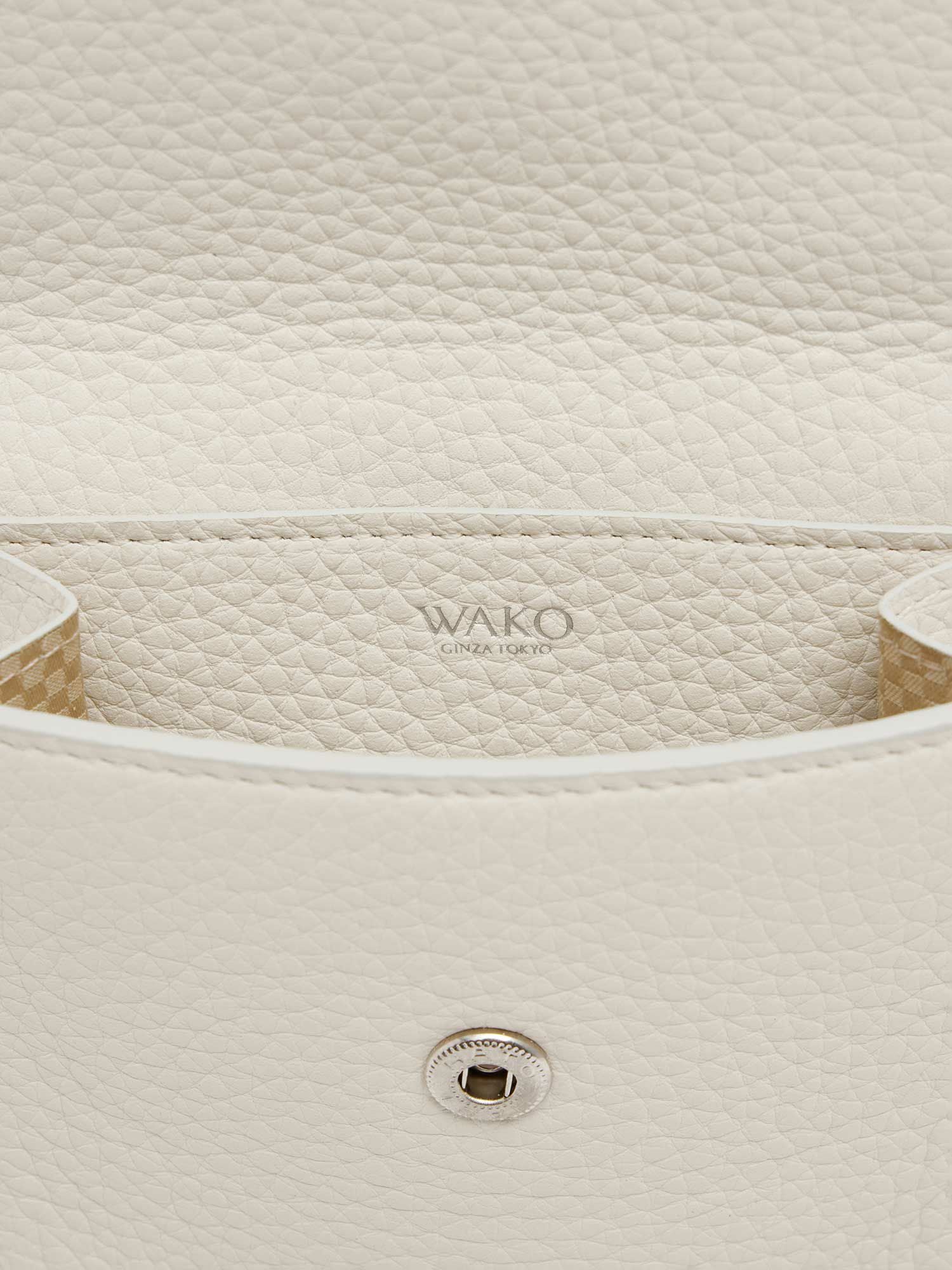 美品 ✨️ WAKO MANACO モバイルショルダー アイボリー 【公式通販】