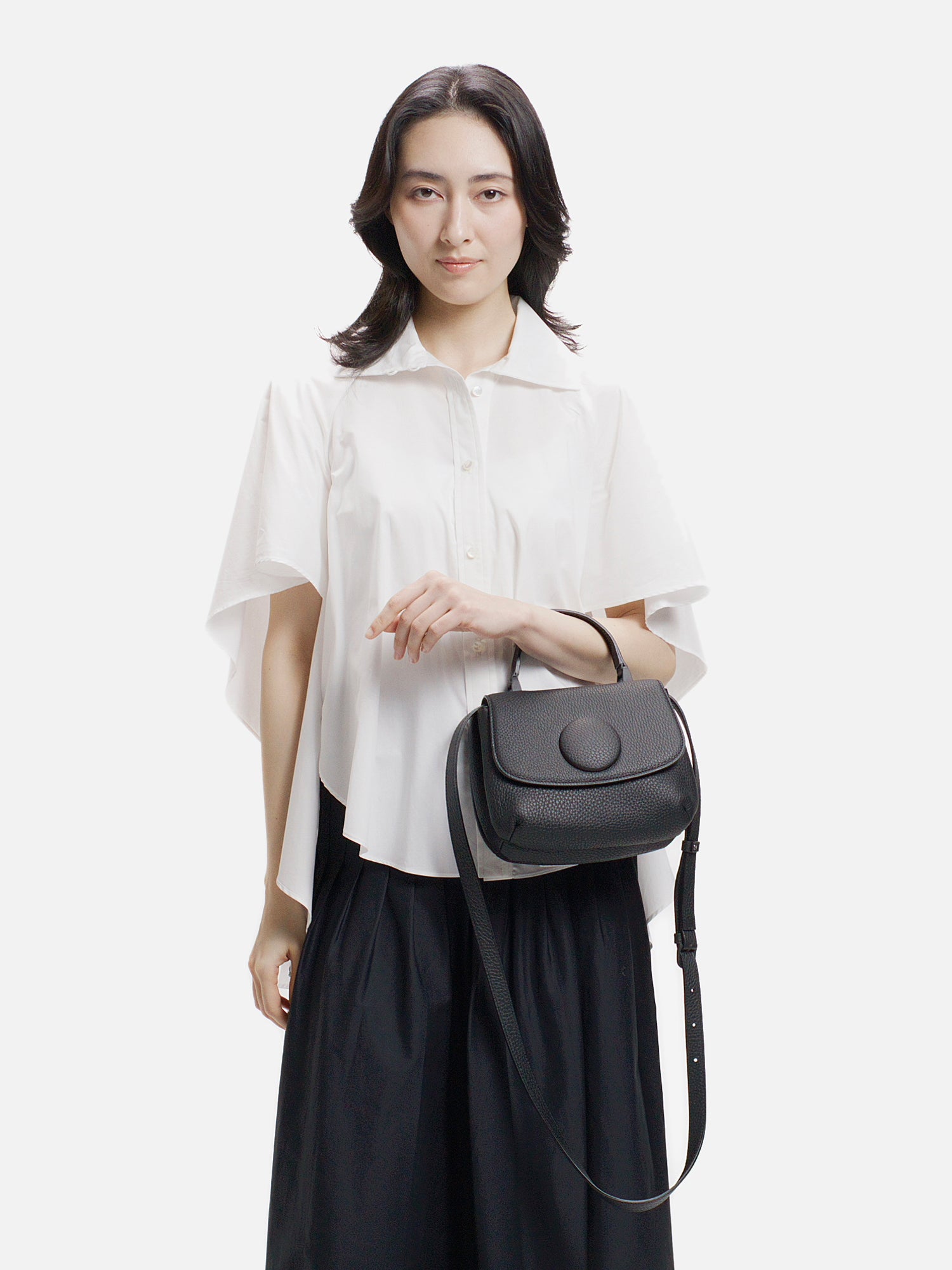 美品　MANACO トップハンドルミニショルダーバッグ　ブラック　和光 MANACO トップハンドルミニショルダーバッグ ブラック |ハンドバッグ