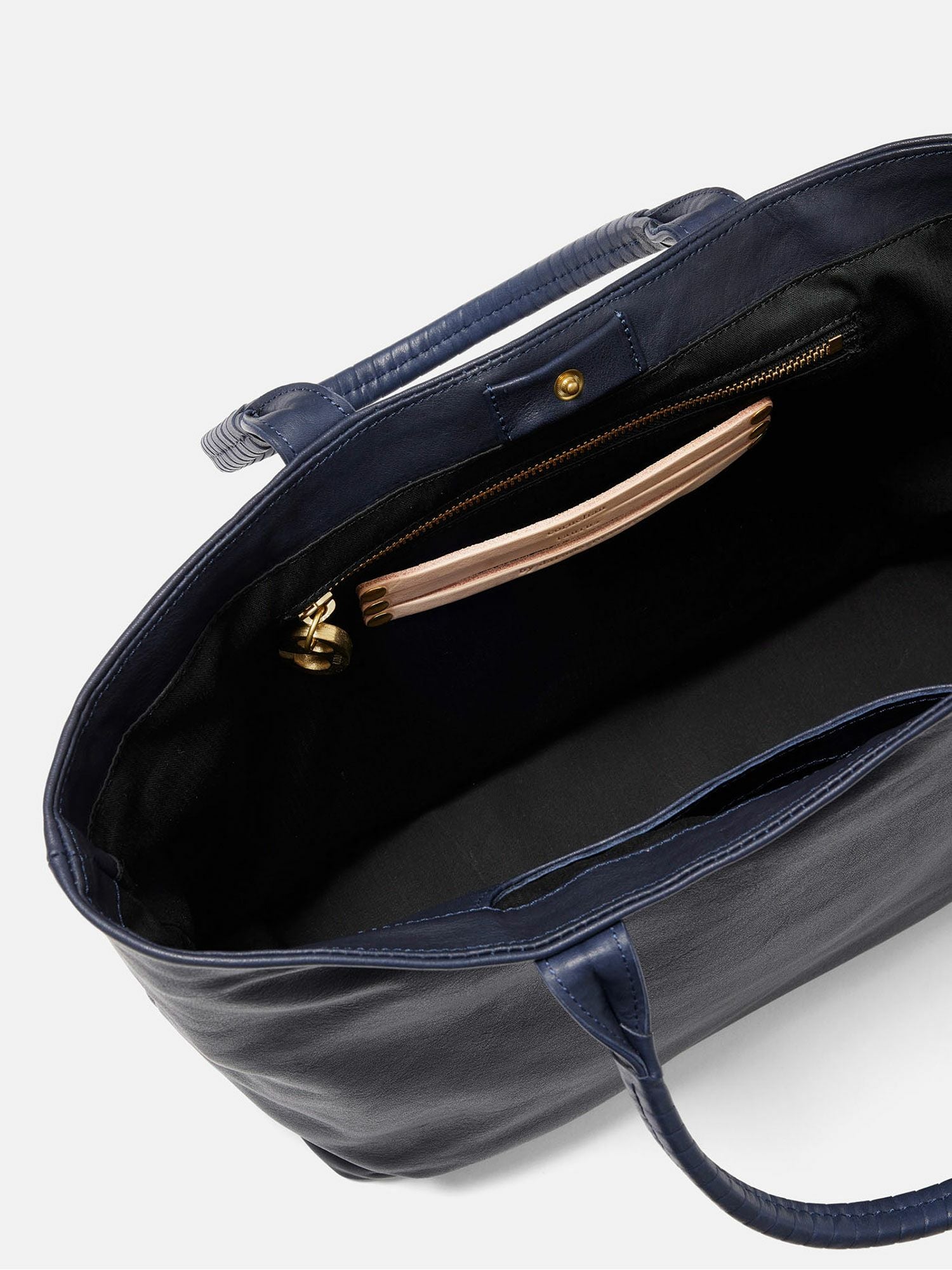 cornelian taurus by daisuke iwanaga 2handle tote M ネイビー