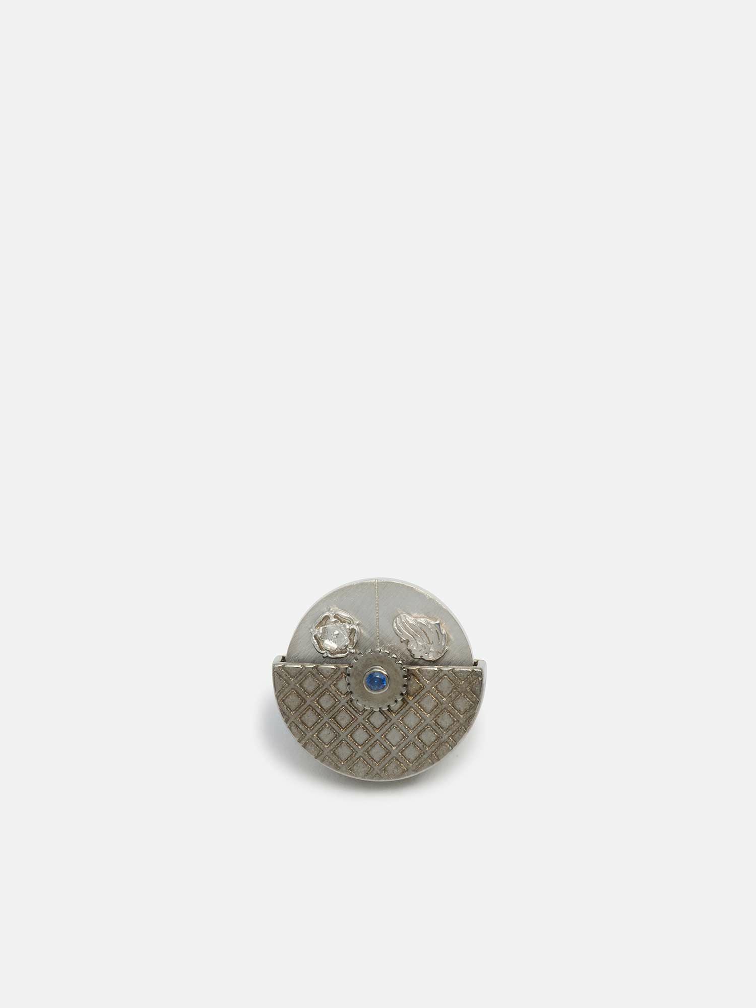 タテオシアン ラペルピン〈ルーレット〉 |その他のアクセサリー | WAKO