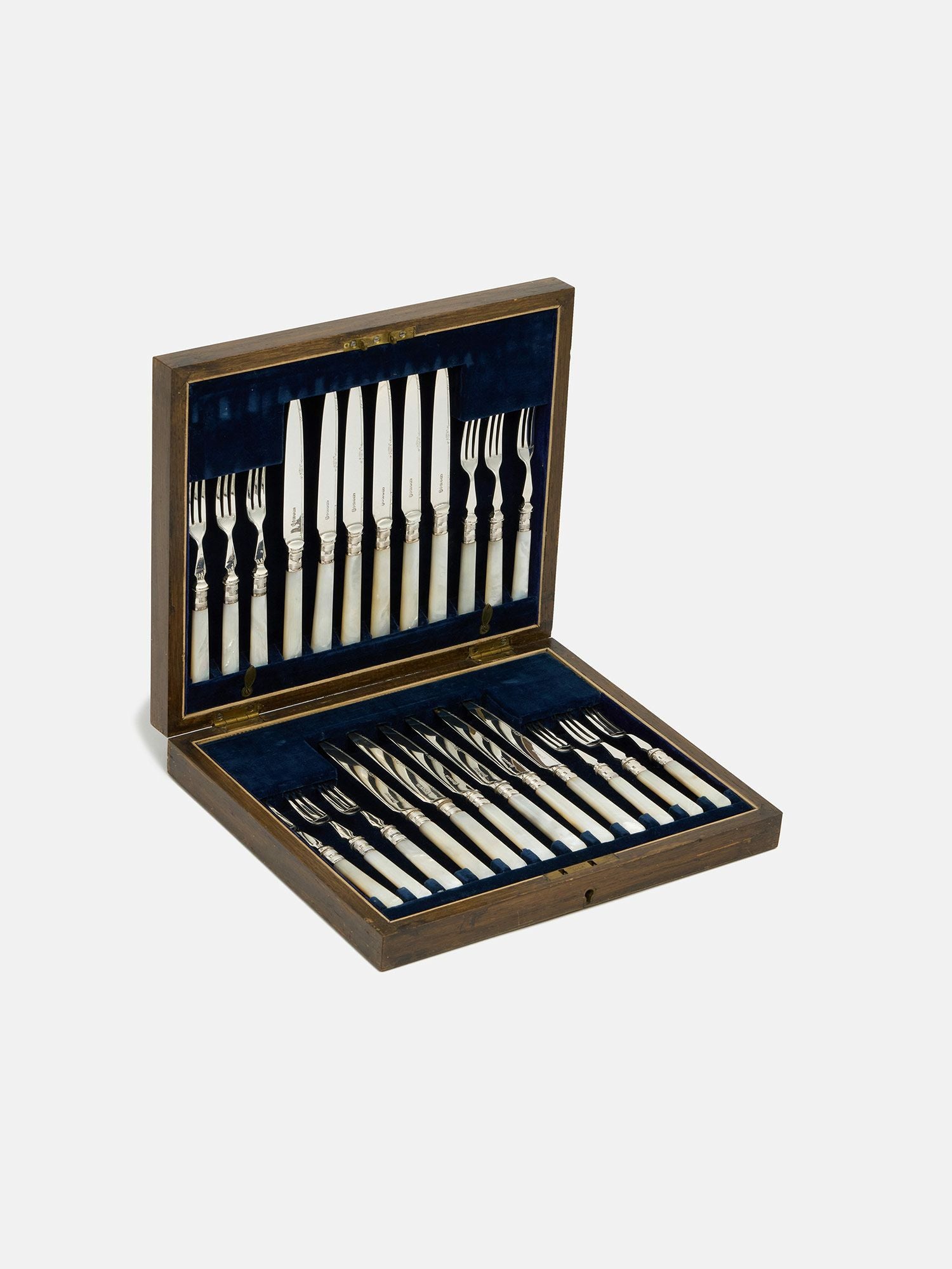 銀仕上げ 白蝶貝カトラリー12人用セット |ダイニング | WAKO公式