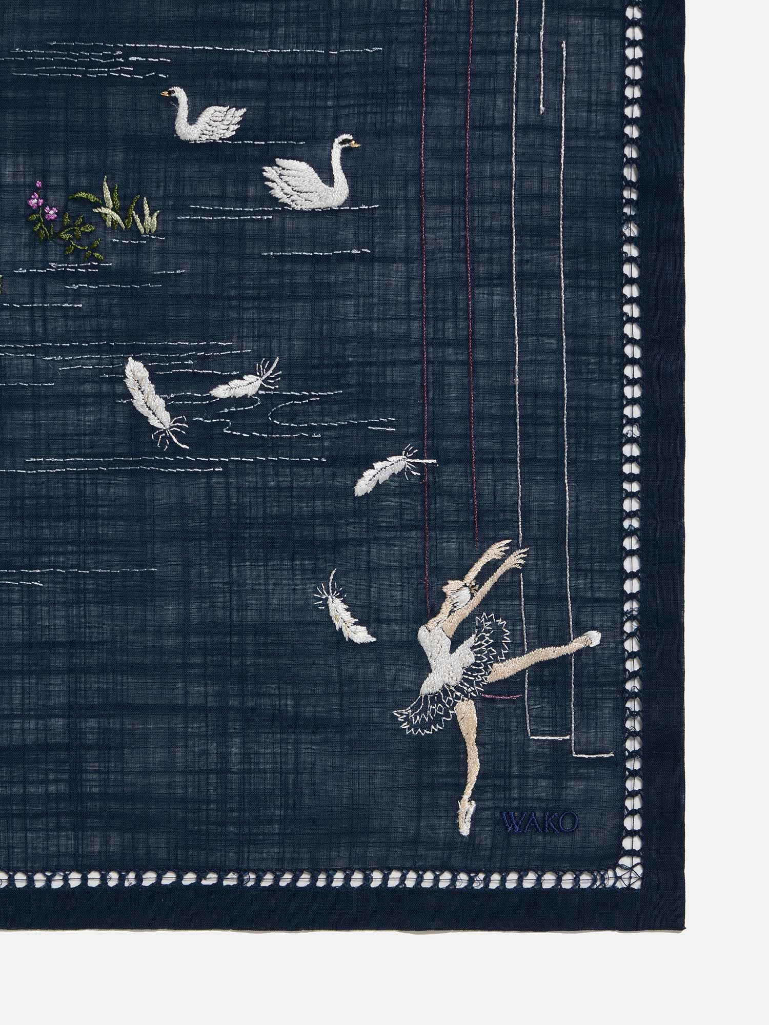 手刺繍ハンカチ ネイビー |刺繍・レース | WAKO公式オンライン