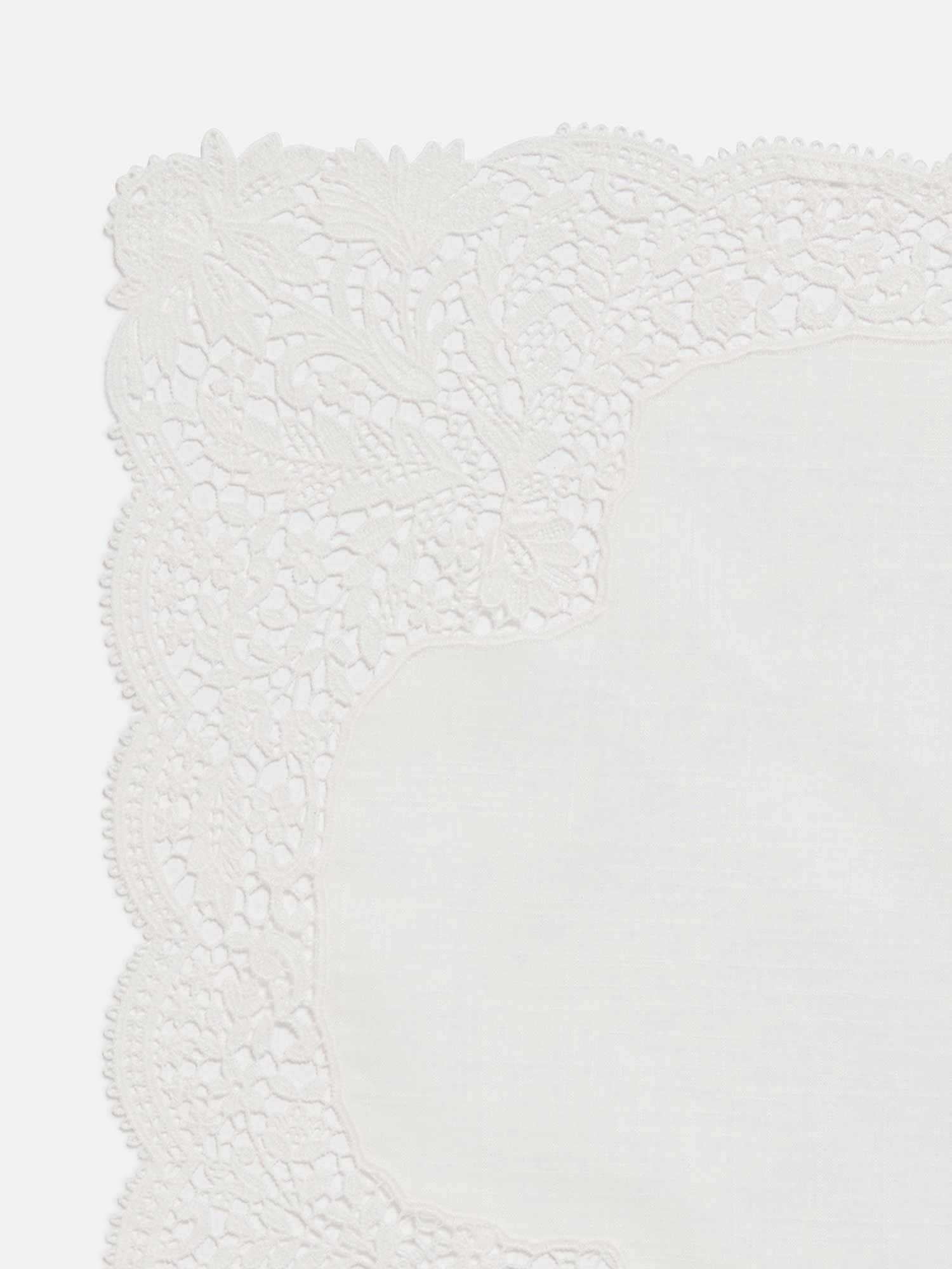 ハンカチ ホワイト |刺繍・レース | WAKO公式オンラインブティック