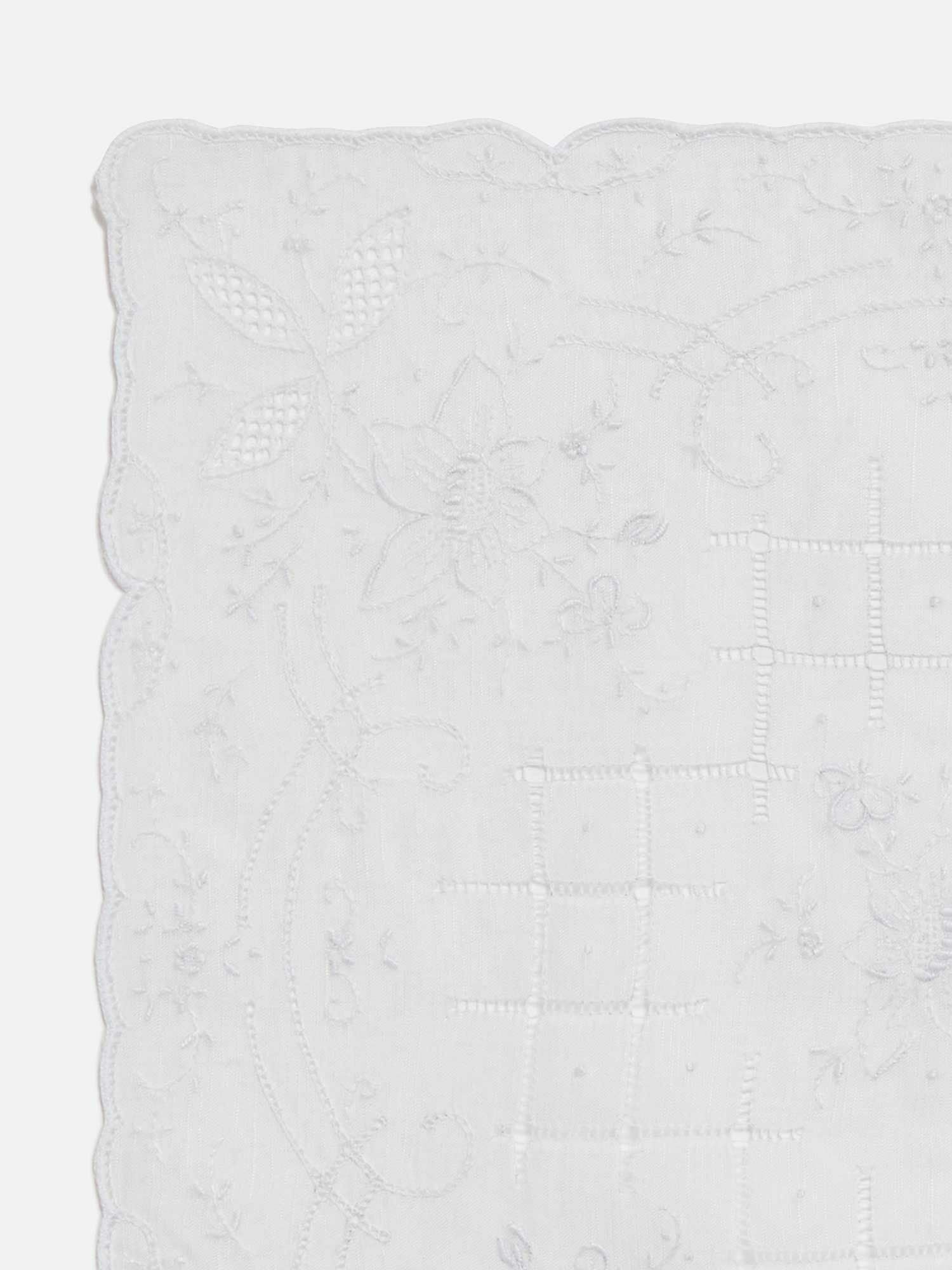 スワトウ刺繍 ハンカチ ホワイト |刺繍・レース | WAKO公式オンライン