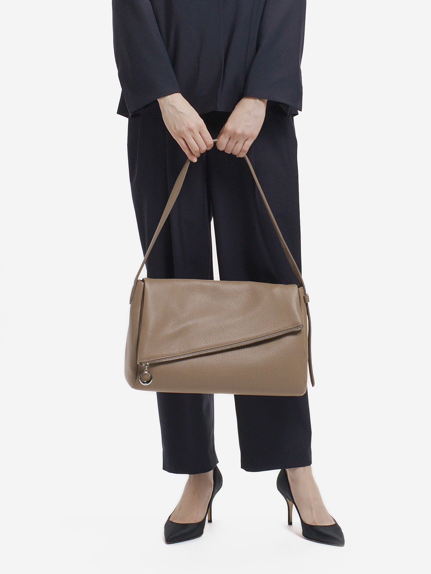 NEW CLOSET ショルダーバッグ オーク |ショルダーバッグ・ポシェット