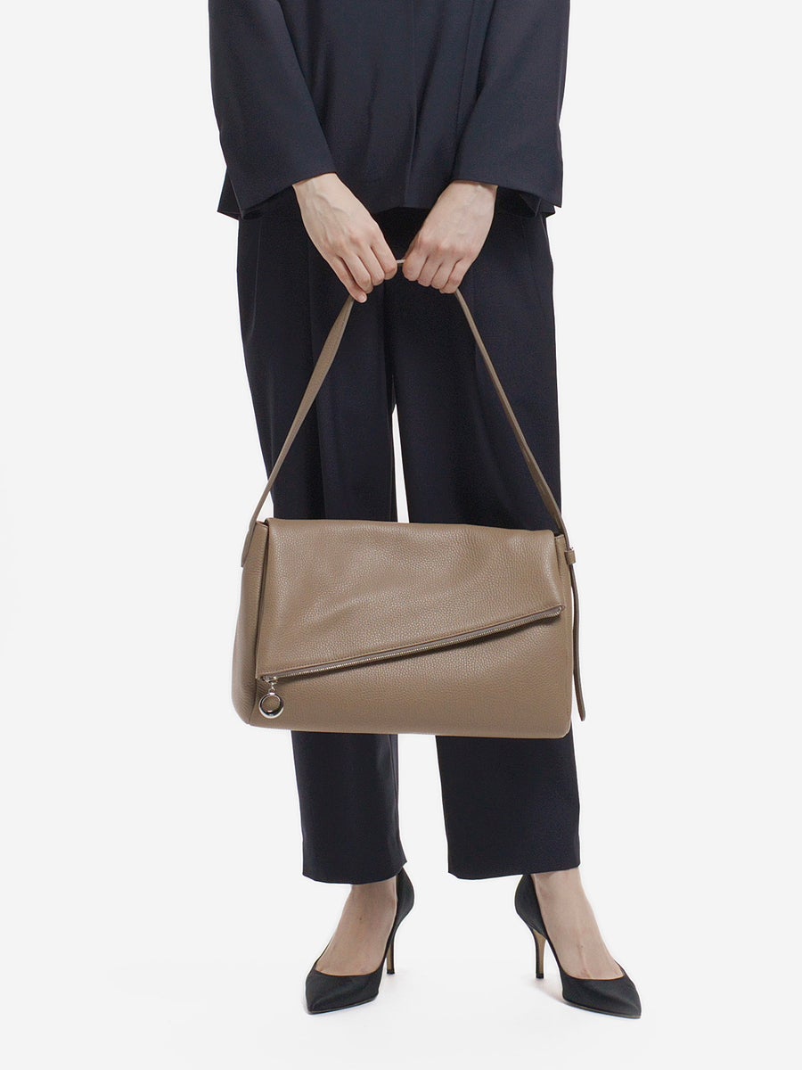 NEW CLOSET ショルダーバッグ オーク |ショルダーバッグ・ポシェット 