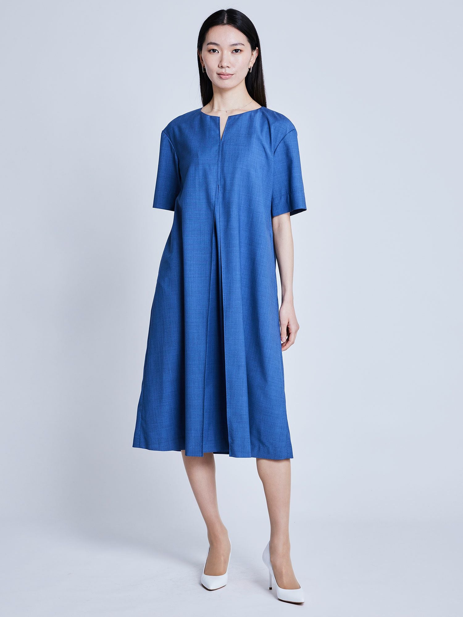 NEW CLOSET ワンピース タック入り ブルー |ワンピース | WAKO公式