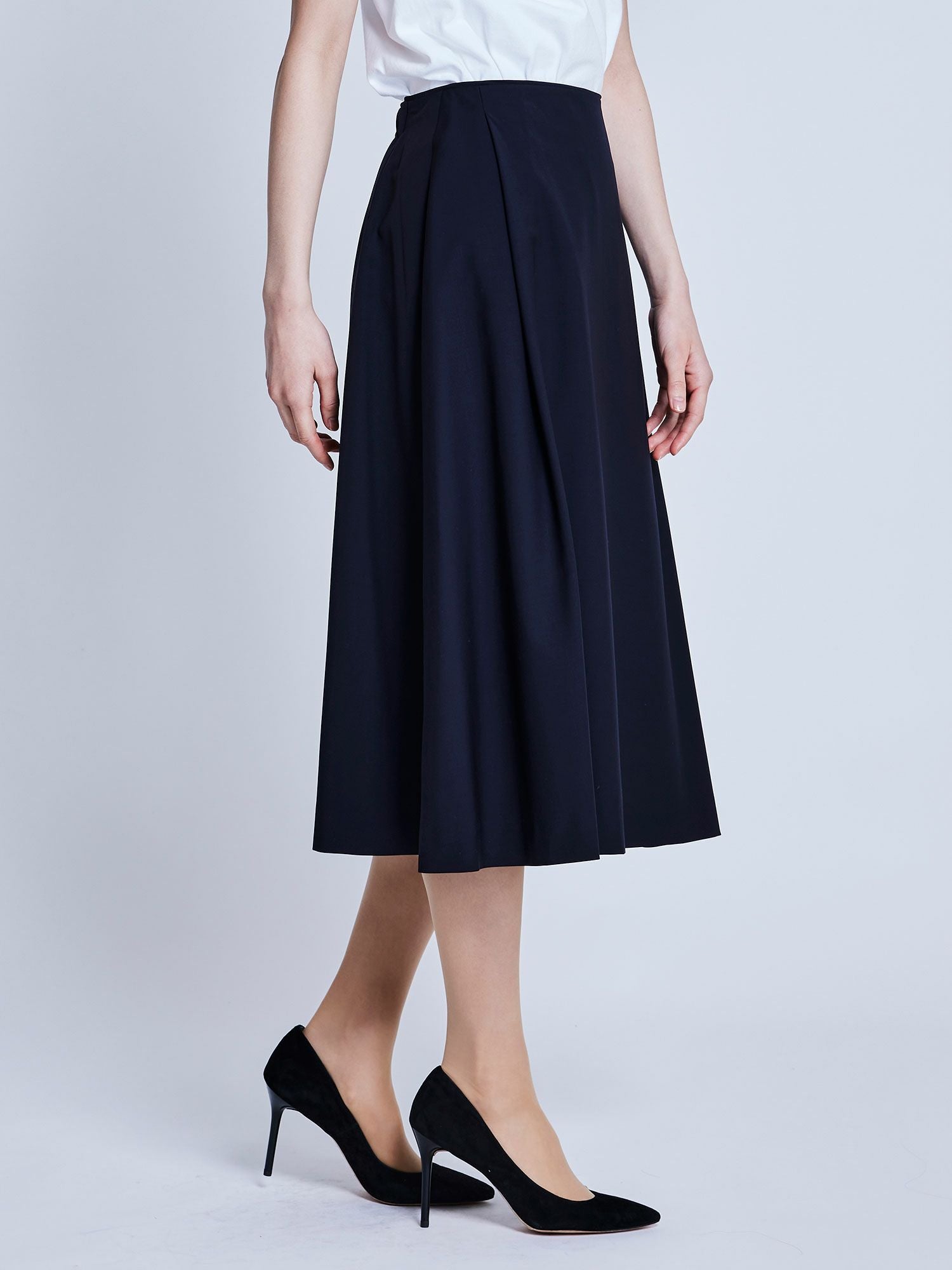 NEW CLOSET スカート タック入り ネイビー |ボトムス | WAKO公式