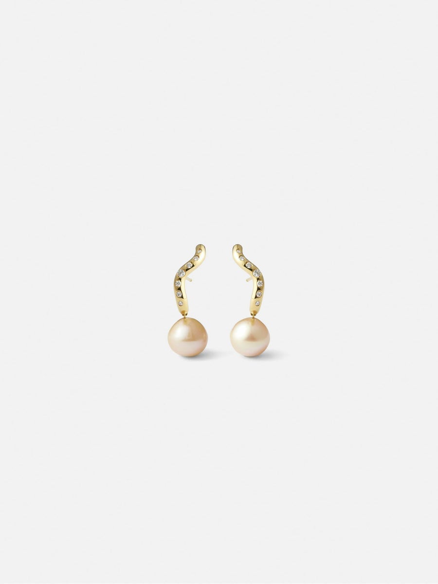 Charlotte CHESNAIS　BOUCLES D'OREILLES WAVE PERLES ピンク