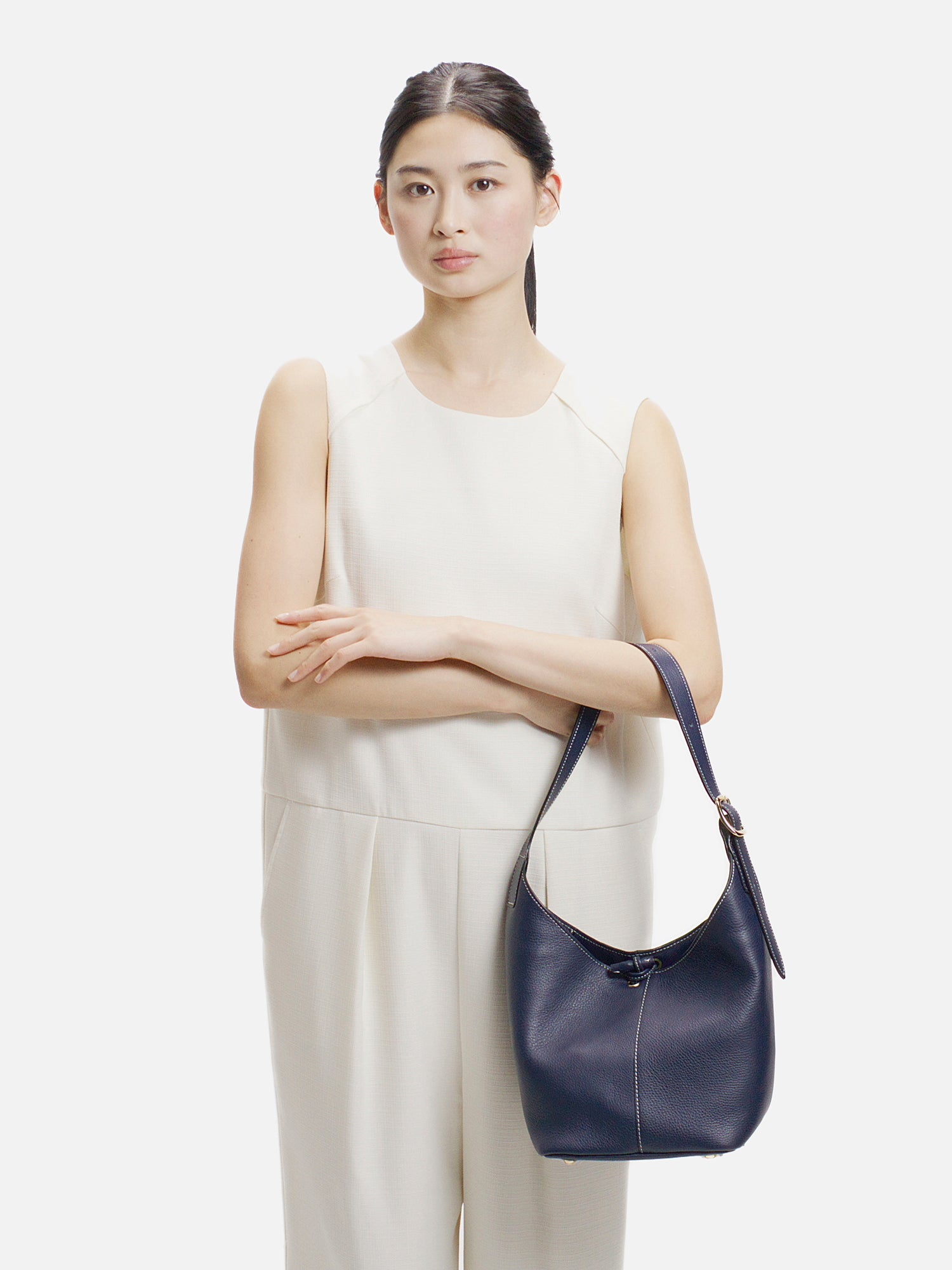 mica della valle ショルダーバッグ ネイビー |ショルダーバッグ