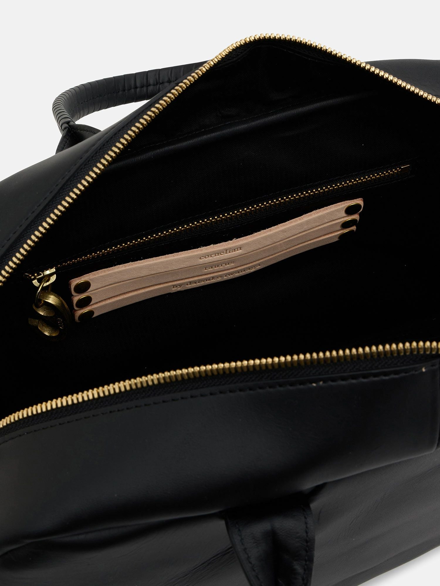 cornelian taurus by daisuke iwanaga corner boston S tea HUSK