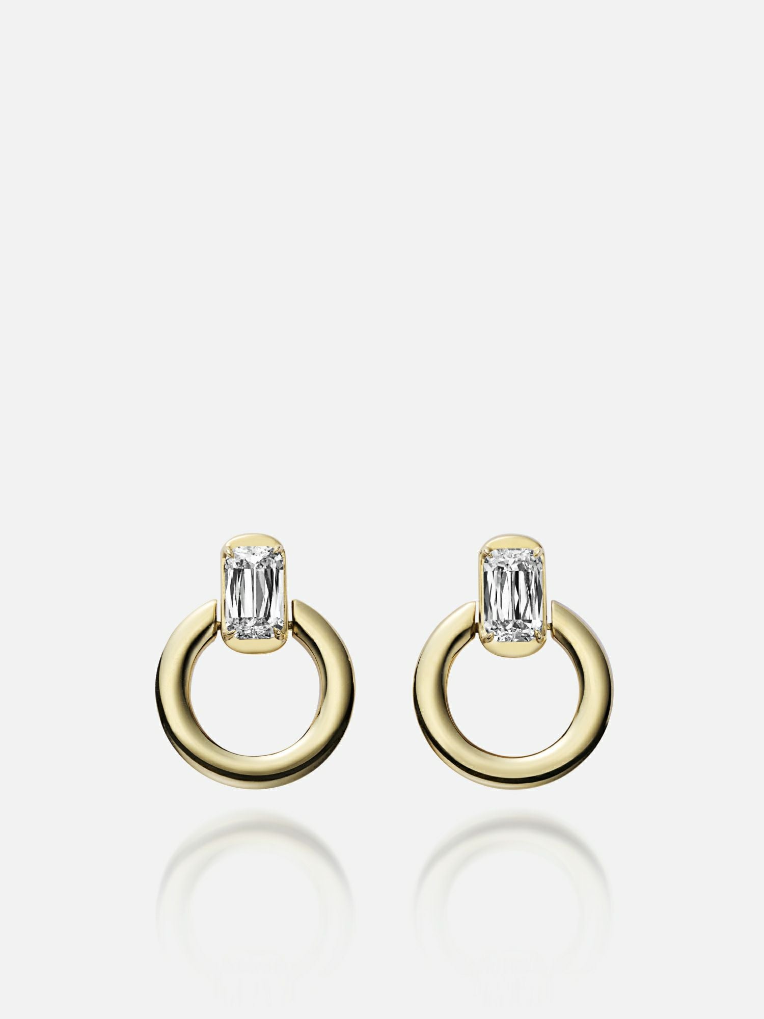 ピアス〈18KYG　アショカダイヤモンド〉