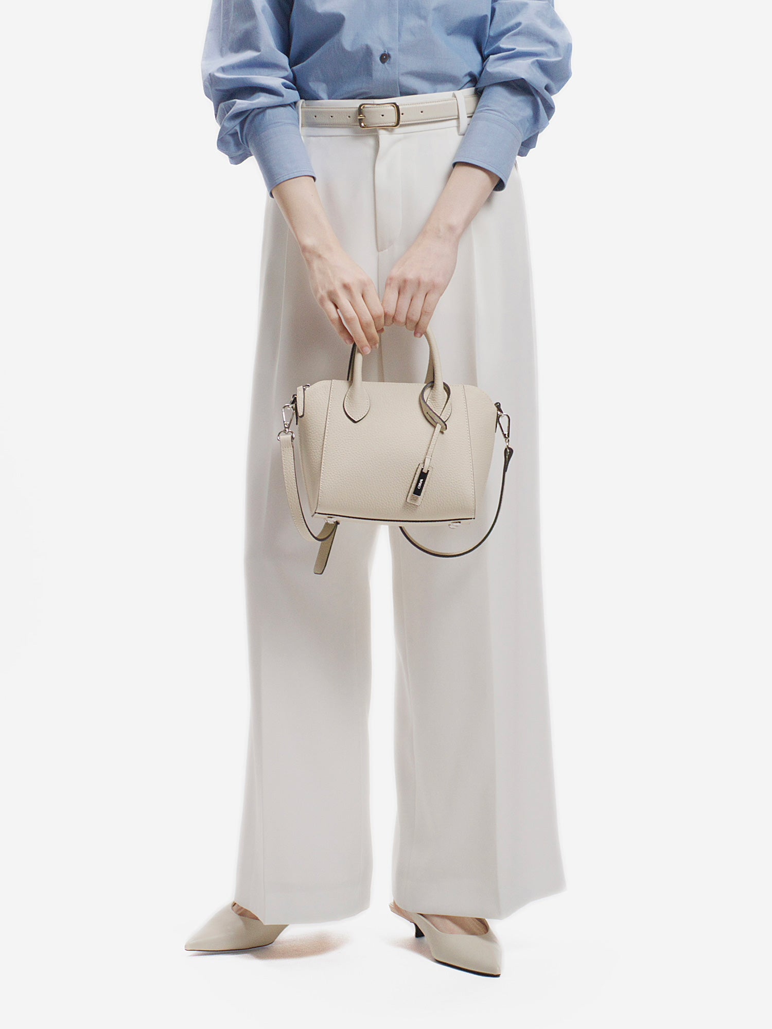 【美品】ホワイト ショルダーバッグ ミニショルダーバッグ アイボリー |ショルダーバッグ・ポシェット