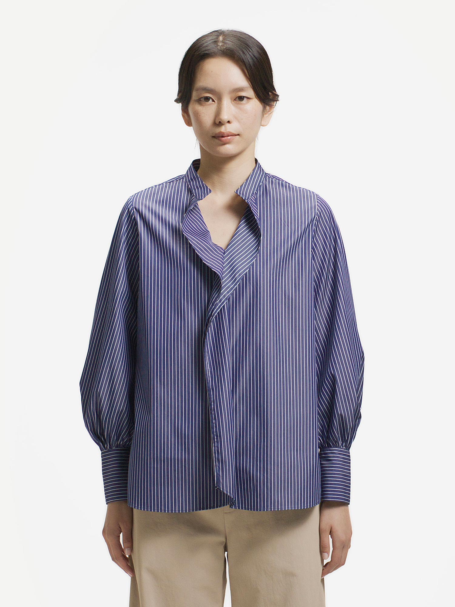 エムフィル T/Cストライプシャープ フリルブラウス ネイビー |トップス