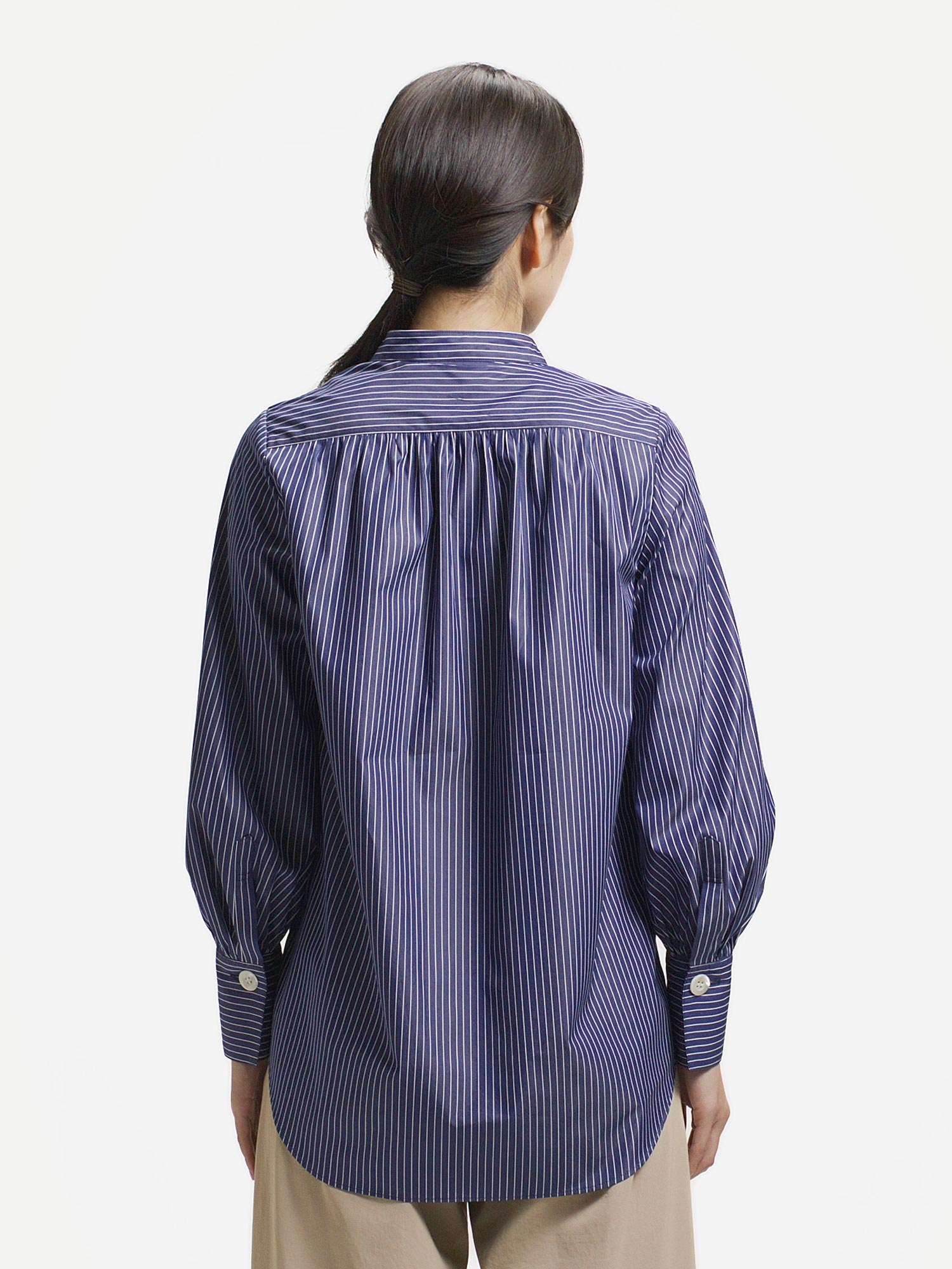 エムフィル T/Cストライプシャープ フリルブラウス ネイビー |トップス